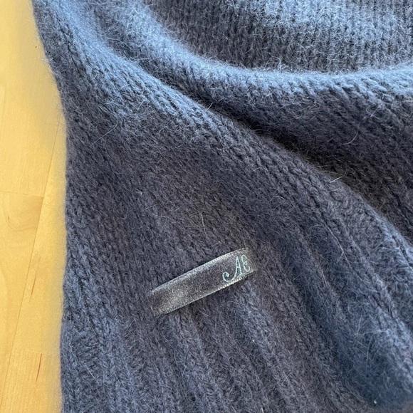 American Eagle Outfitters Blue Angora & Wool Blended Sweater - Picture 5 of 6